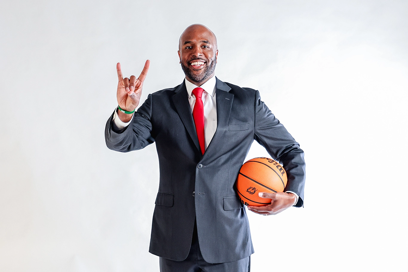 Jason Kemp, The Dragon's Basketball Team Coach