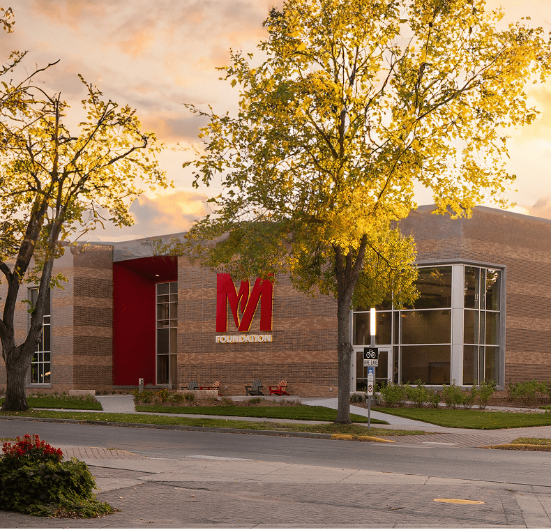 Minnesota State University Moorhead Foundation Building, Exterior